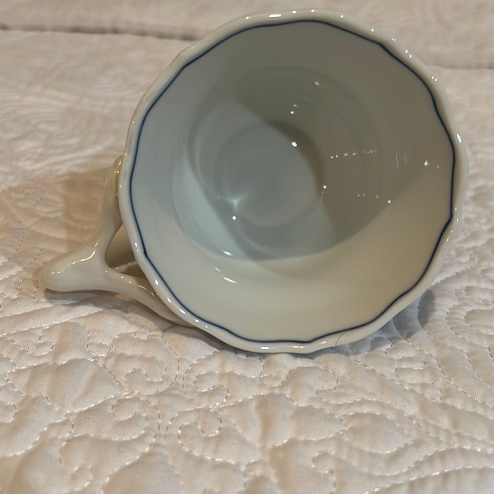 Blue Danube cups and saucers, set of 2 - Picture 6 of 16